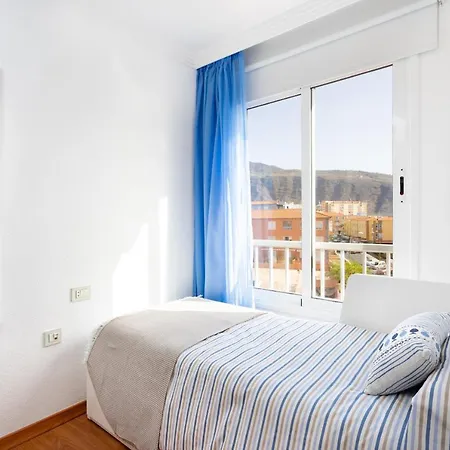 Apartment Home2book Sunny & Quiet House, Pool *