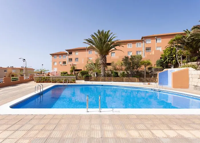 Home2book Sunny & Quiet House, Pool Apartament